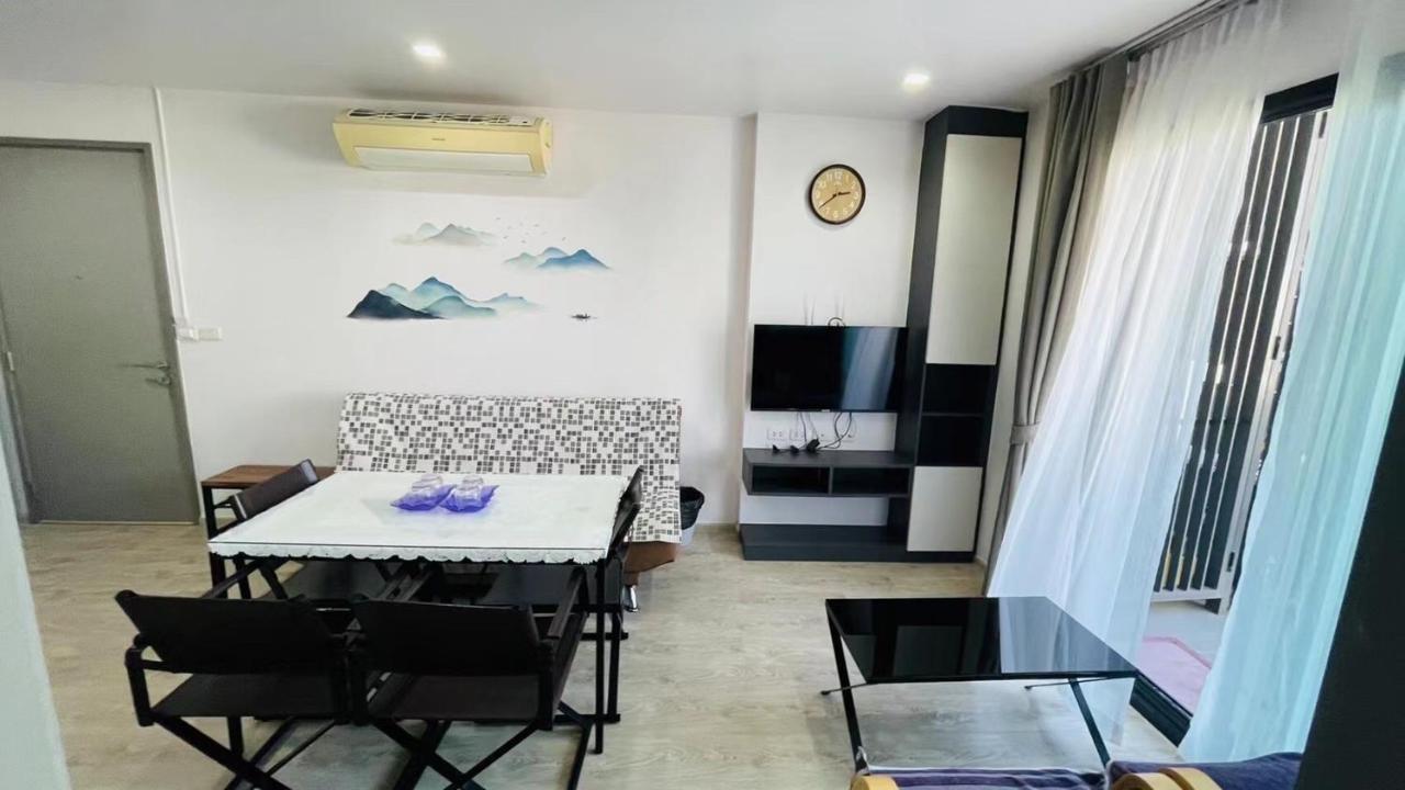 The Base Central Pattaya By Wwc Exterior photo